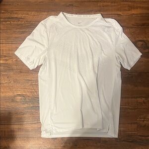Nike Men's Light Gray Performance Tee